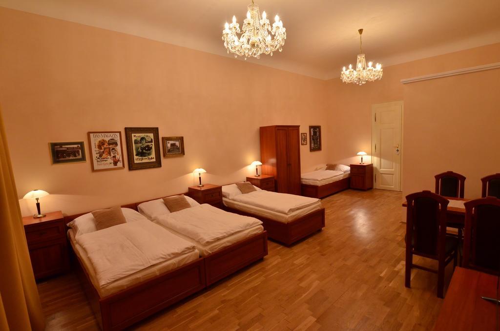 Pension Karlova Прага Екстер'єр фото